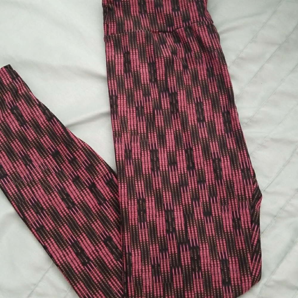 OS Lularoe leggings